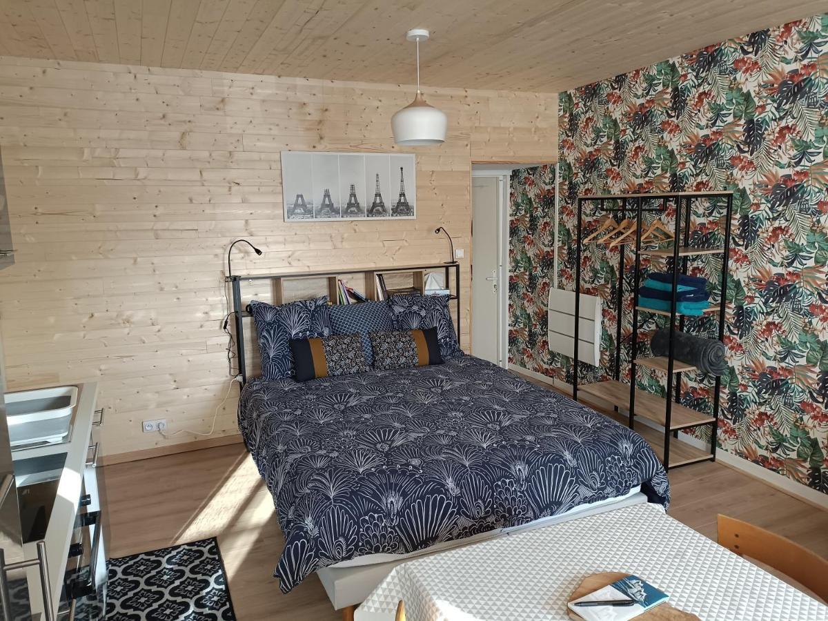 Charmant Studio Proche Canal. Chateauneuf-du-Faou Ngoại thất bức ảnh